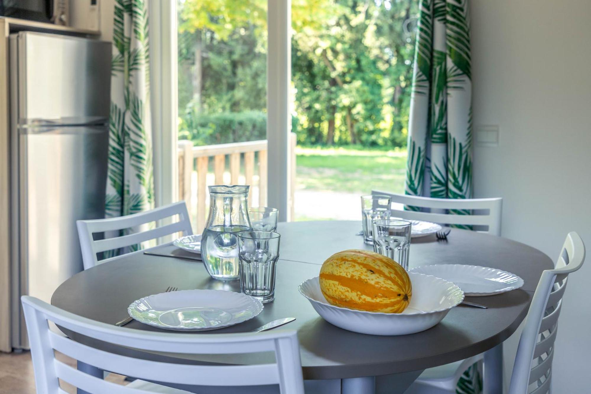 Camping Les Avignon - La Laune Villeneuve-les-Avignon Phòng bức ảnh