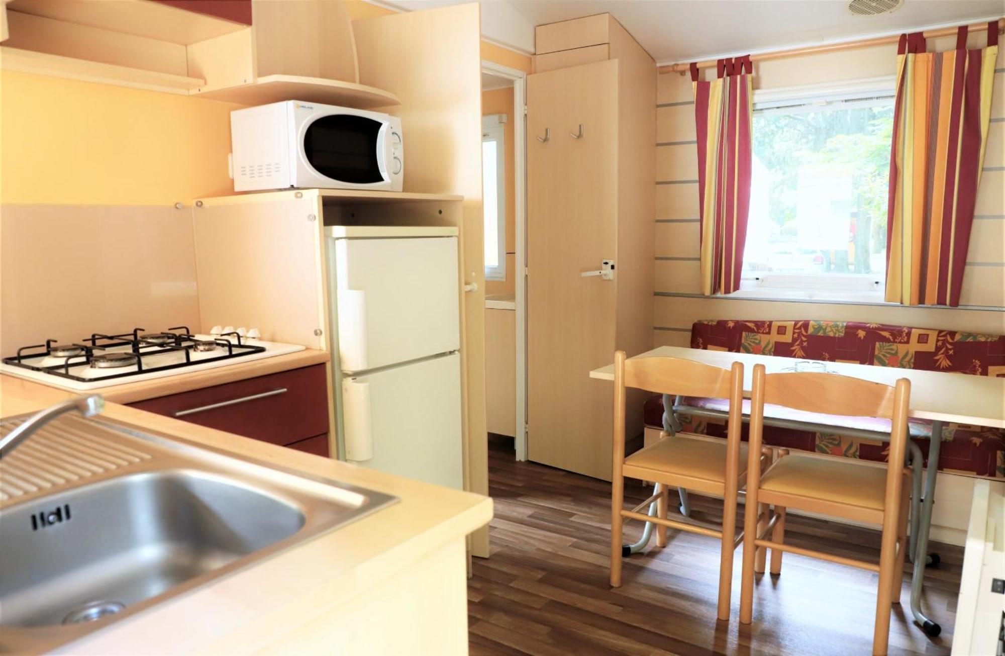 Camping Les Avignon - La Laune Villeneuve-les-Avignon Phòng bức ảnh