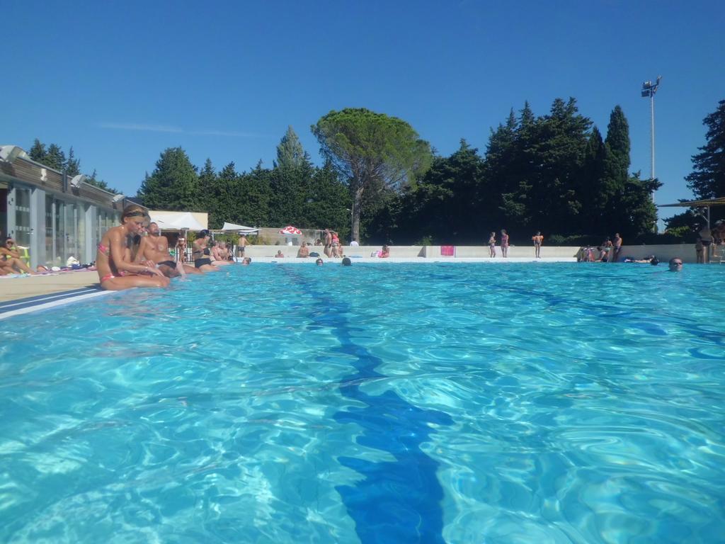 Camping Les Avignon - La Laune Villeneuve-les-Avignon Ngoại thất bức ảnh